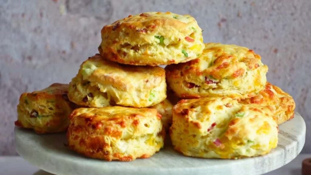 Easy Cheddar Bacon Biscuits, homemade and freshly served