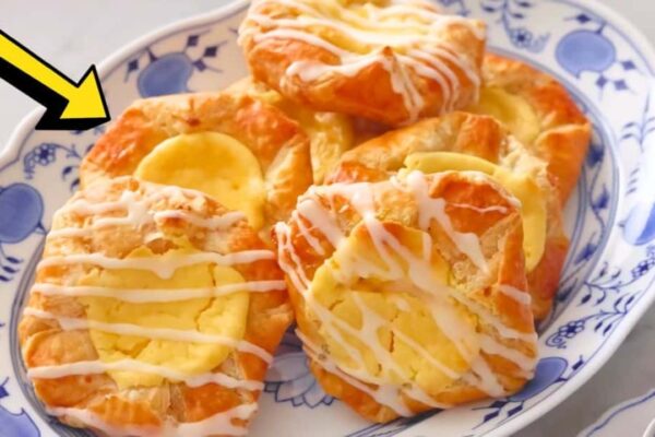 Easy Cheese Danish, homemade and freshly served