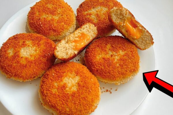 25-Minute Cheesy Ground Chicken Patty, homemade and freshly served