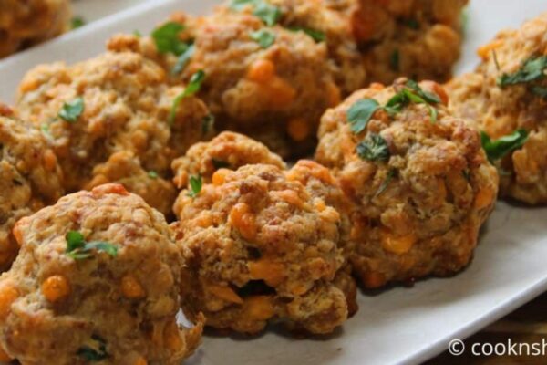 Easy-to-Make Cheesy Sausage Balls, homemade and freshly served