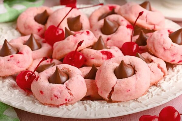 Easy-to-Make Cherry Blossom Cookies, homemade and freshly served