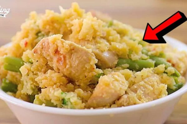 Easy Chicken Cauliflower Fried Rice, homemade and freshly served