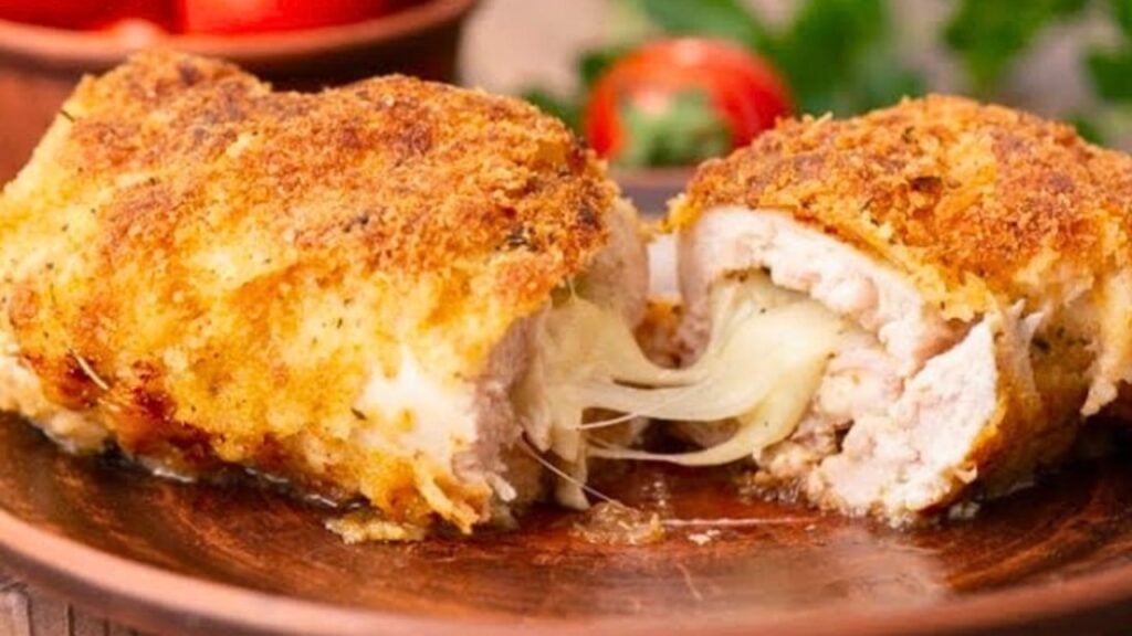 Easy Chicken Cordon Bleu, homemade and freshly served