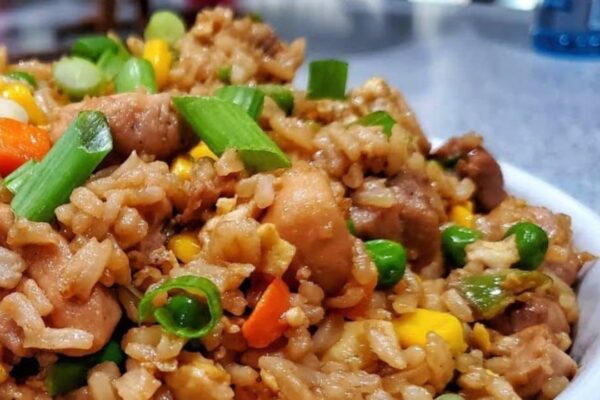 Easy Chicken Fried Rice, homemade and freshly served
