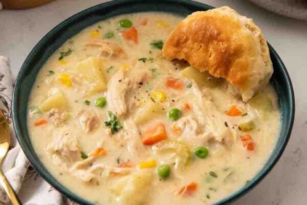 Easy Chicken Pot Pie Soup, homemade and freshly served