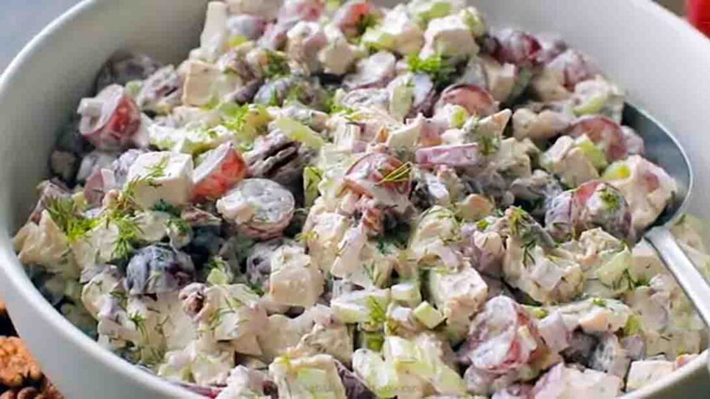 Easy Chicken Salad, homemade and freshly served
