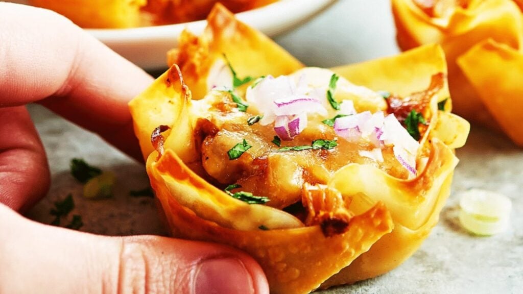 Easy Chicken Wonton Cups, homemade and freshly served