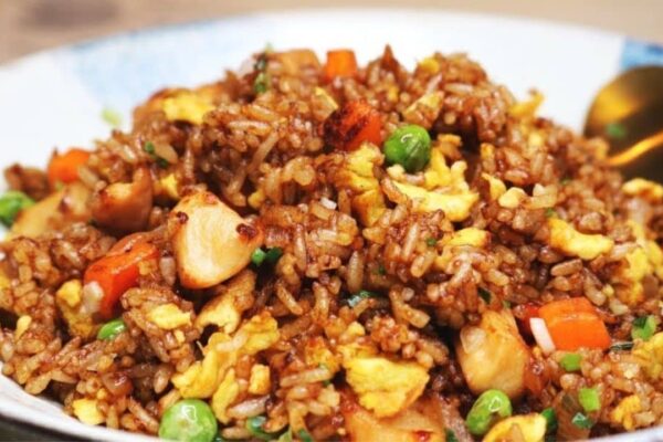 Easy Chinese Chicken Fried Rice, homemade and freshly served