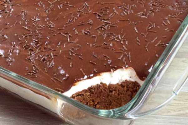Easy Chocolate Brownie Dessert, homemade and freshly served