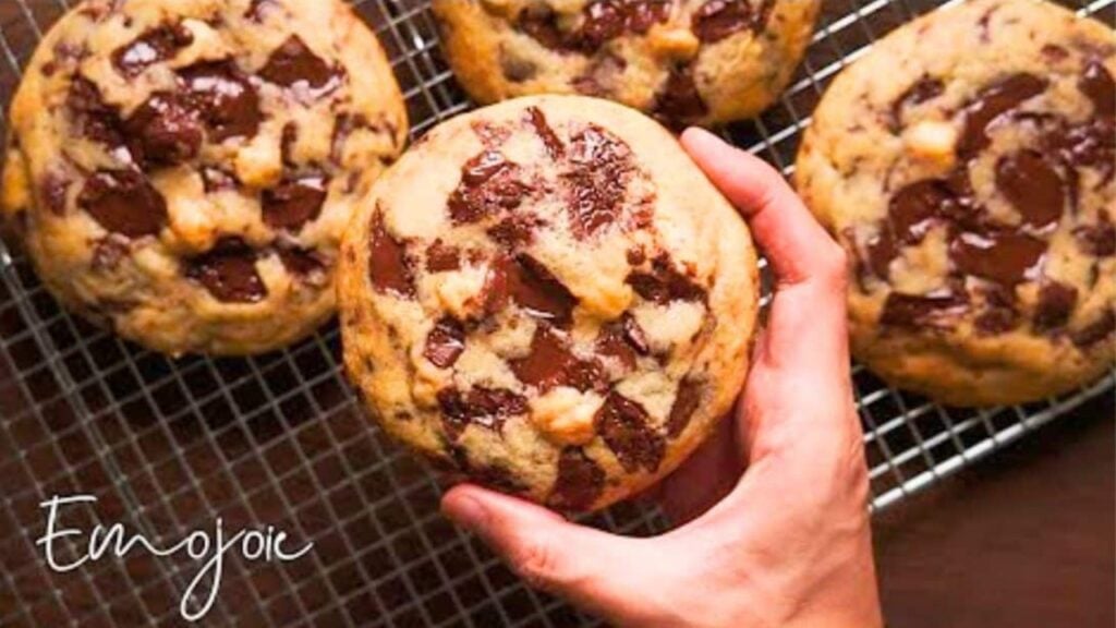 The Best Soft Chocolate Chip Cookies, homemade and freshly served
