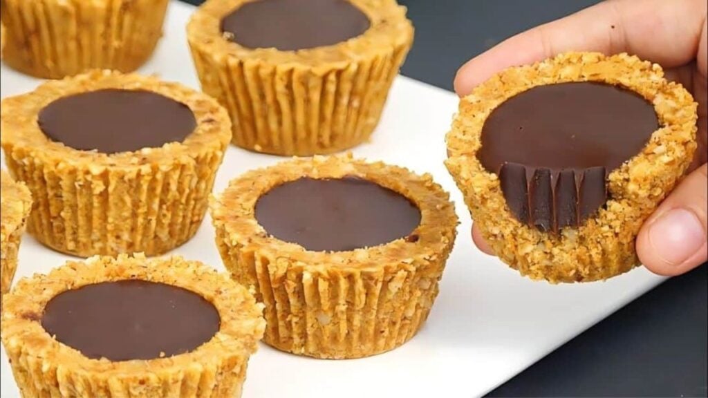 Easy Chocolate Ganache Tart, homemade and freshly served