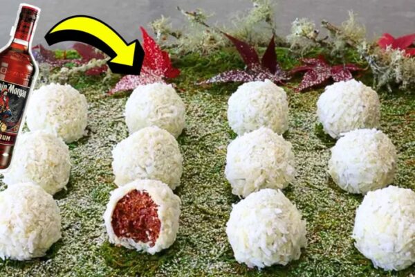 Easy No-Bake Chocolate Rum Snowballs, homemade and freshly served
