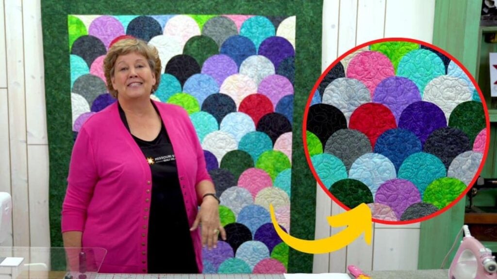 Finished Easy & Simple Clamshell Quilt, a completed DIY project