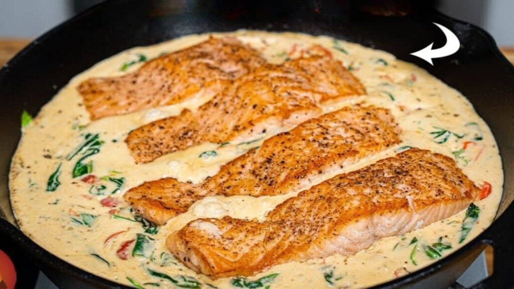 Easy Creamy Salmon, homemade and freshly served