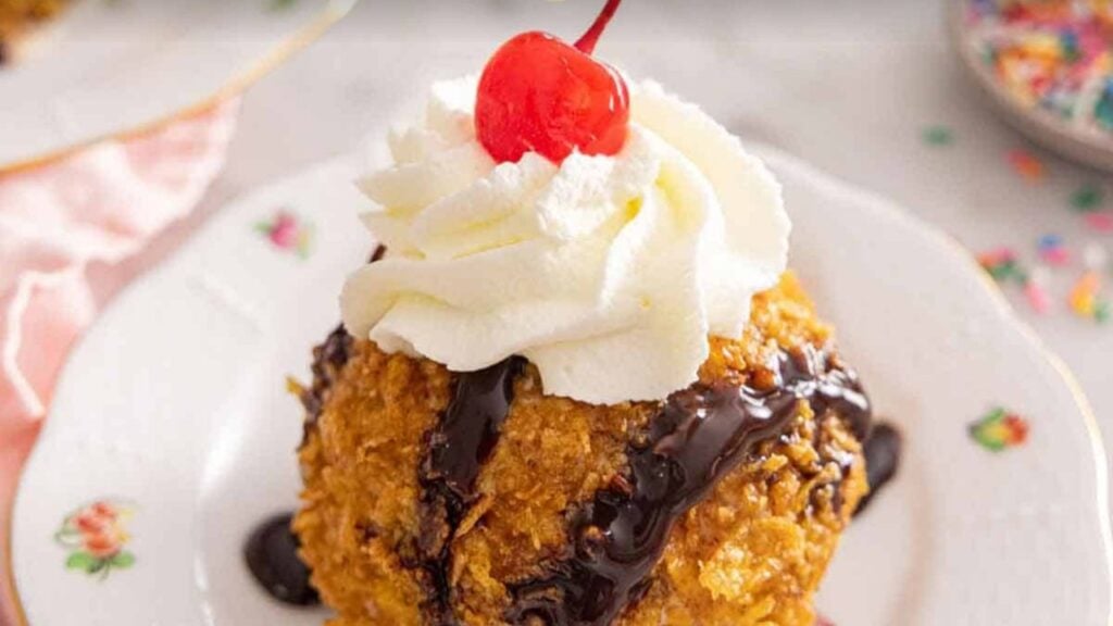 Easy Crispy Fried Ice Cream, homemade and freshly served