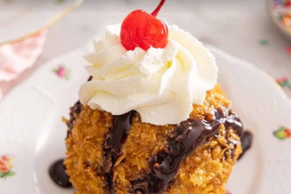 Easy Crispy Fried Ice Cream, homemade and freshly served