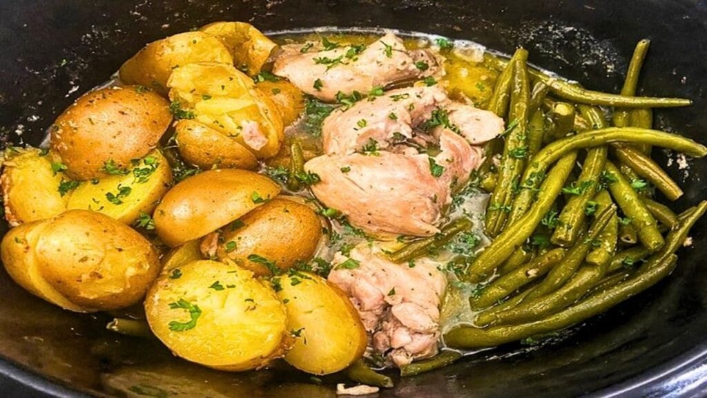 Easy Crockpot Butter Ranch Chicken, homemade and freshly served