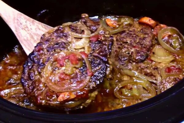Easy Crockpot Steak For Dinner, homemade and freshly served