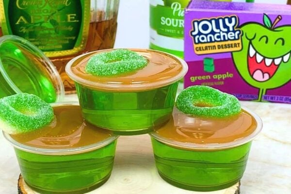Easy Crown Caramel Apple Jello Shots, homemade and freshly served