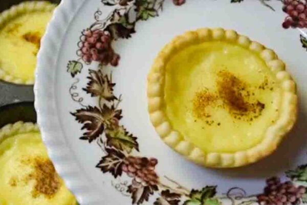 Easy Custard Tarts, homemade and freshly served