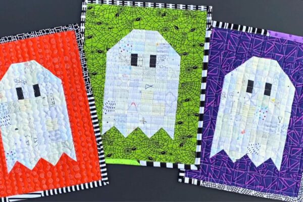 Finished Easy Cute Mini Ghost Quilt, a completed DIY project