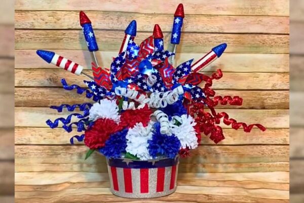 Easy 4th of July Fireworks Centerpiece, homemade and freshly served