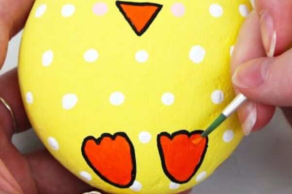 How to Paint an Easter Egg Baby Chick on a Stone, homemade and freshly served