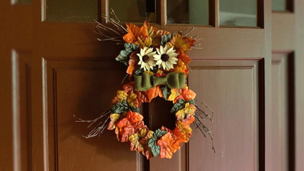 Finished Easy DIY Fall Owl Wreath, a completed DIY project
