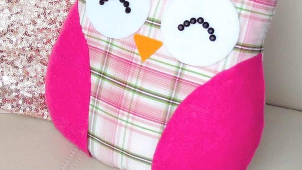 Finished DIY Owl Pillow Sewing, a completed DIY project
