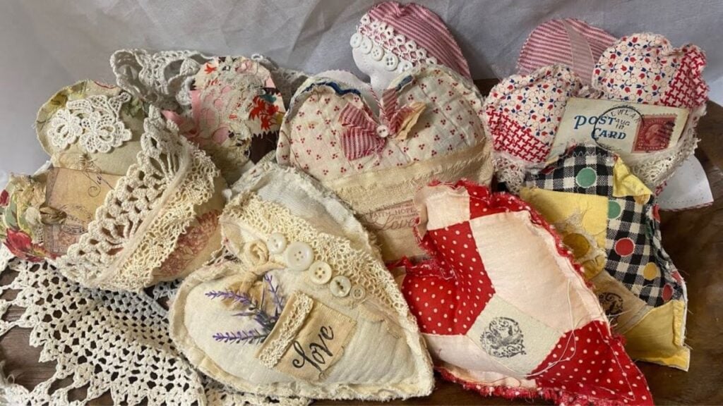 Finished Easy-to-Make DIY Shabby Hearts, a completed DIY project
