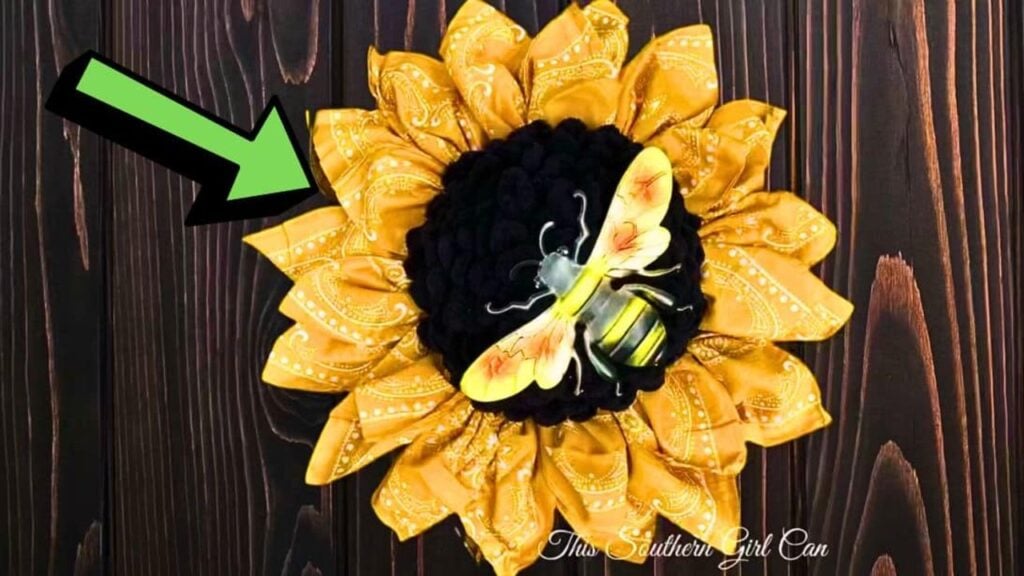 Finished a DIY Sunflower Bandana Wreath, a completed DIY project