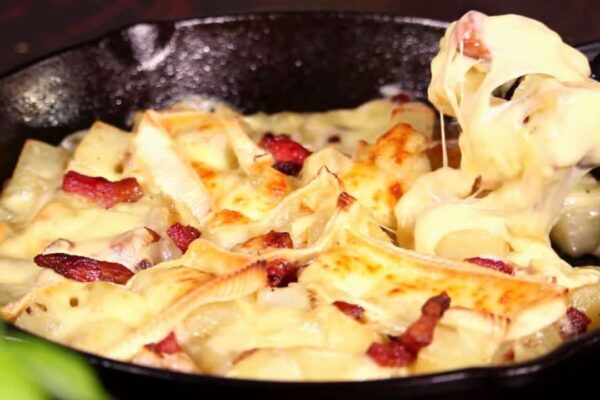 Easy & Delicious Double Cheese Potato Skillet, homemade and freshly served