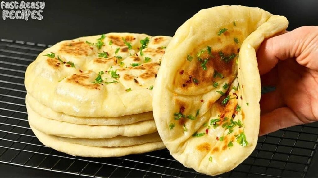 Easy 6-Ingredient Fluffy Flatbread, homemade and freshly served