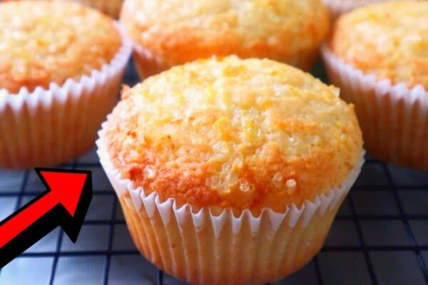 Sweet & Fluffy Lemon Sugar Cupcake, homemade and freshly served