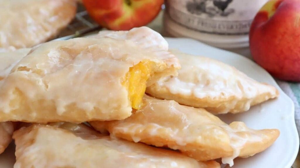 Easy Fried Peach Pies, homemade and freshly served