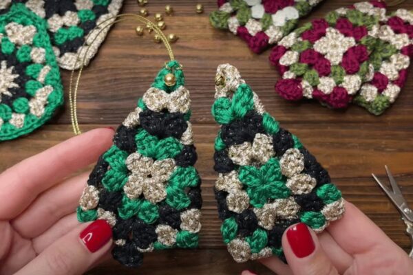 Finished Easy Granny Square Christmas Tree, a completed DIY project