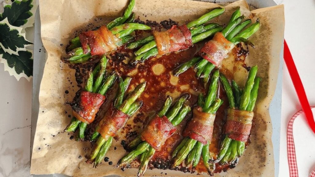 Easy Green Bean Bundles, homemade and freshly served