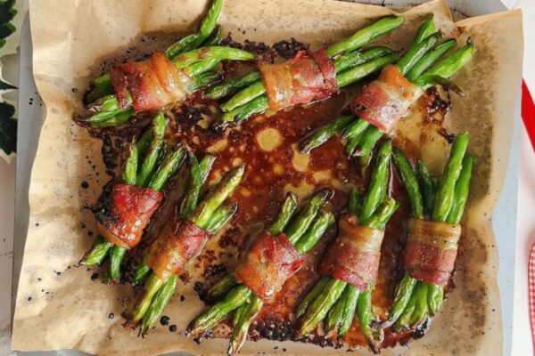 Easy Green Bean Bundles, homemade and freshly served