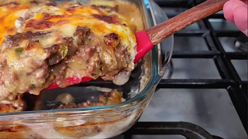 Easy Ground Beef and Potato Casserole, homemade and freshly served