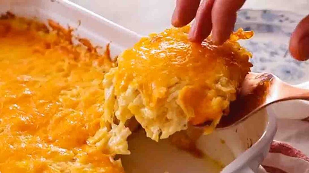 Easy Hashbrown Casserole, homemade and freshly served
