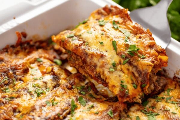 Easy Homemade Beef Enchiladas, homemade and freshly served