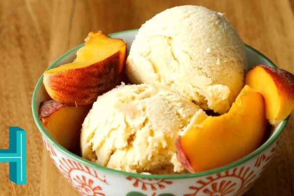 Peach Ice Cream, homemade and freshly served