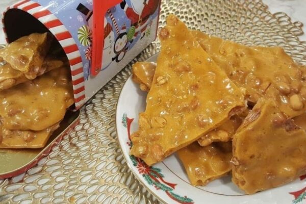 Easy Homemade Peanut Brittle, homemade and freshly served
