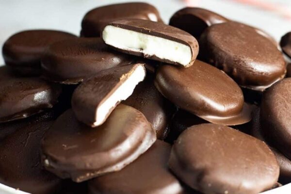Homemade Peppermint Patties, homemade and freshly served