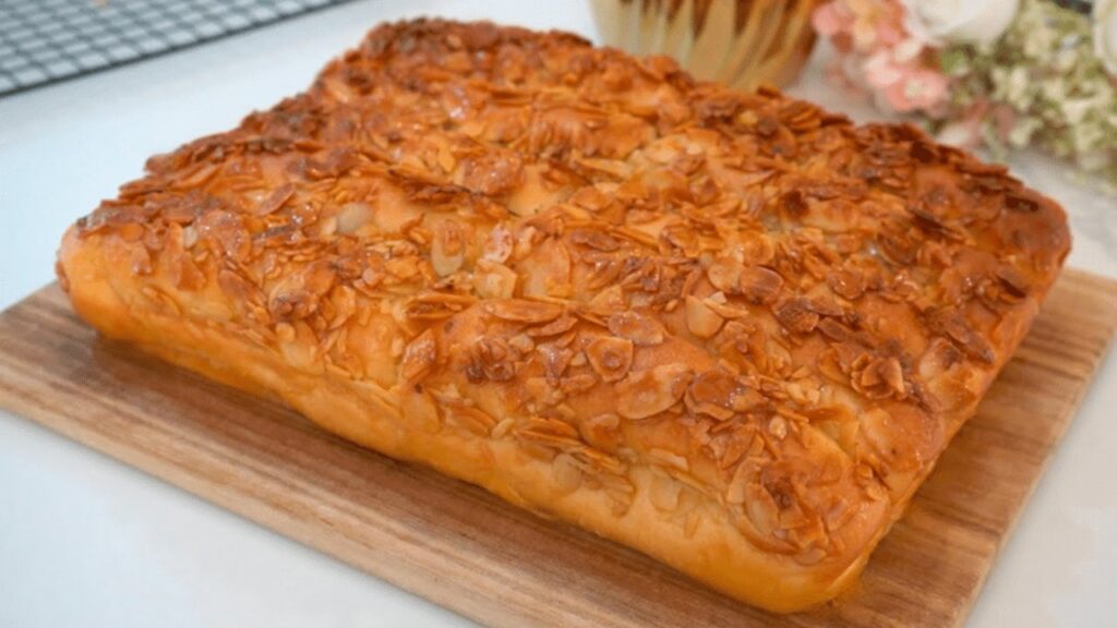 Soft Honey Almond Bread, homemade and freshly served