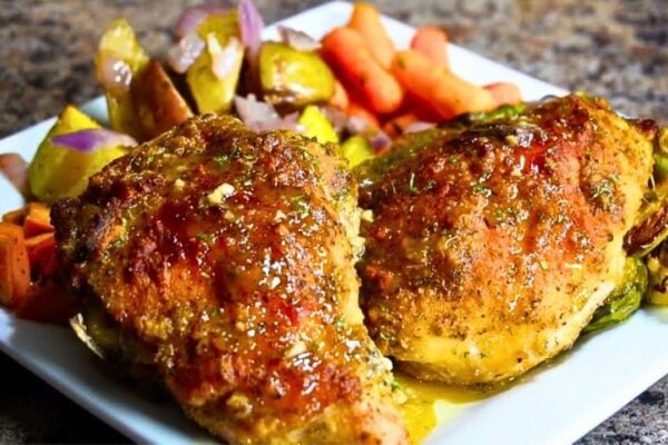 Easy Honey-Mustard Chicken with Roasted Vegetables, homemade and freshly served