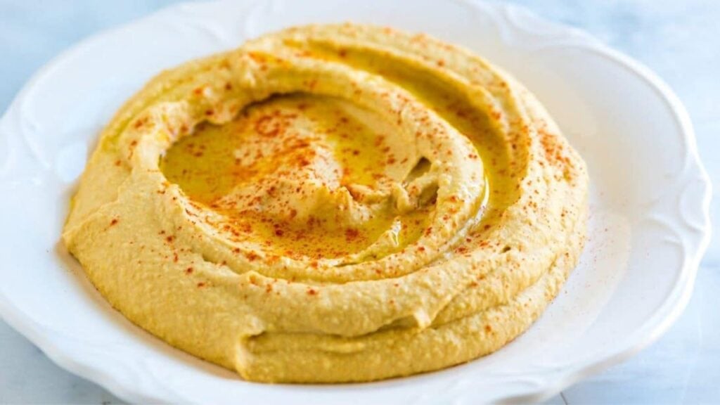 Better Than Store-Bought Hummus, homemade and freshly served