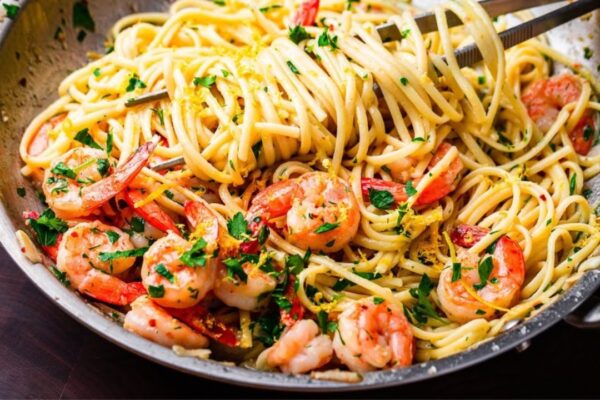 Easy Lemon Garlic Shrimp Pasta, homemade and freshly served