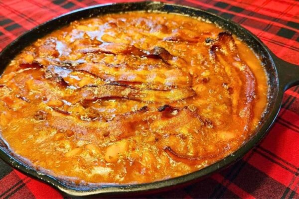 Easy Skillet Cowboy Beans w/ Bacon & Beef, homemade and freshly served