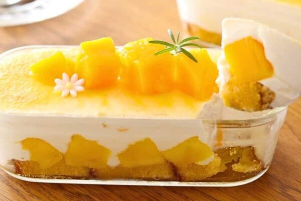 Easy No-Bake 10-Minute Mango Tiramisu, homemade and freshly served